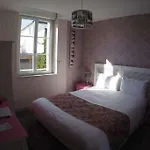 Mona Lisa Hotel