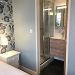 Mona Lisa Hotel