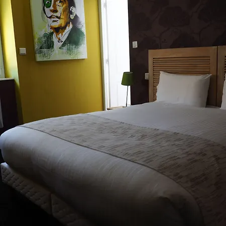 Mona Lisa Hotel