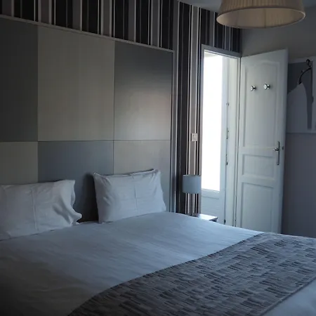 Mona Lisa Hotel 3*